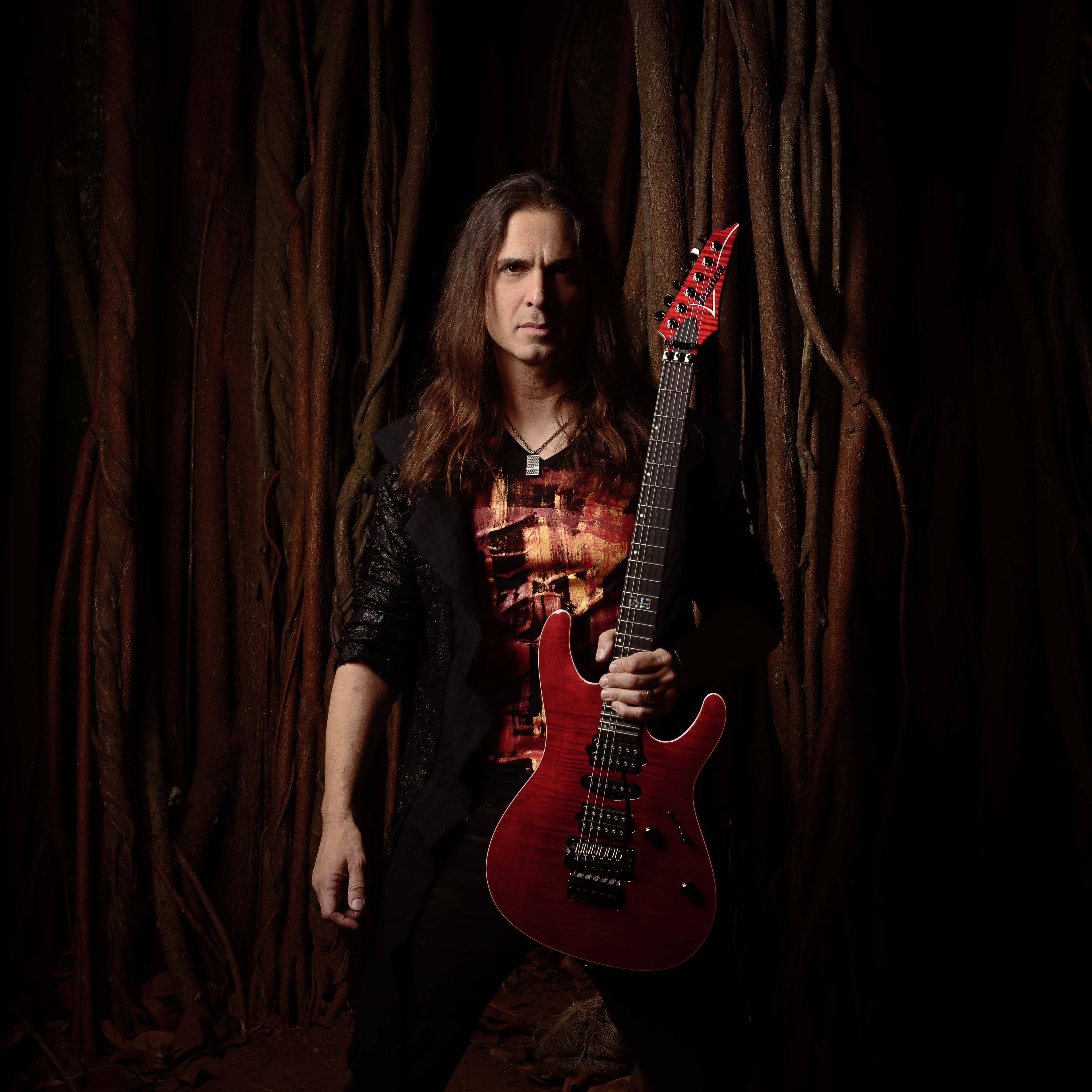 Kiko Loureiro (ex Megadeth) (BRA)