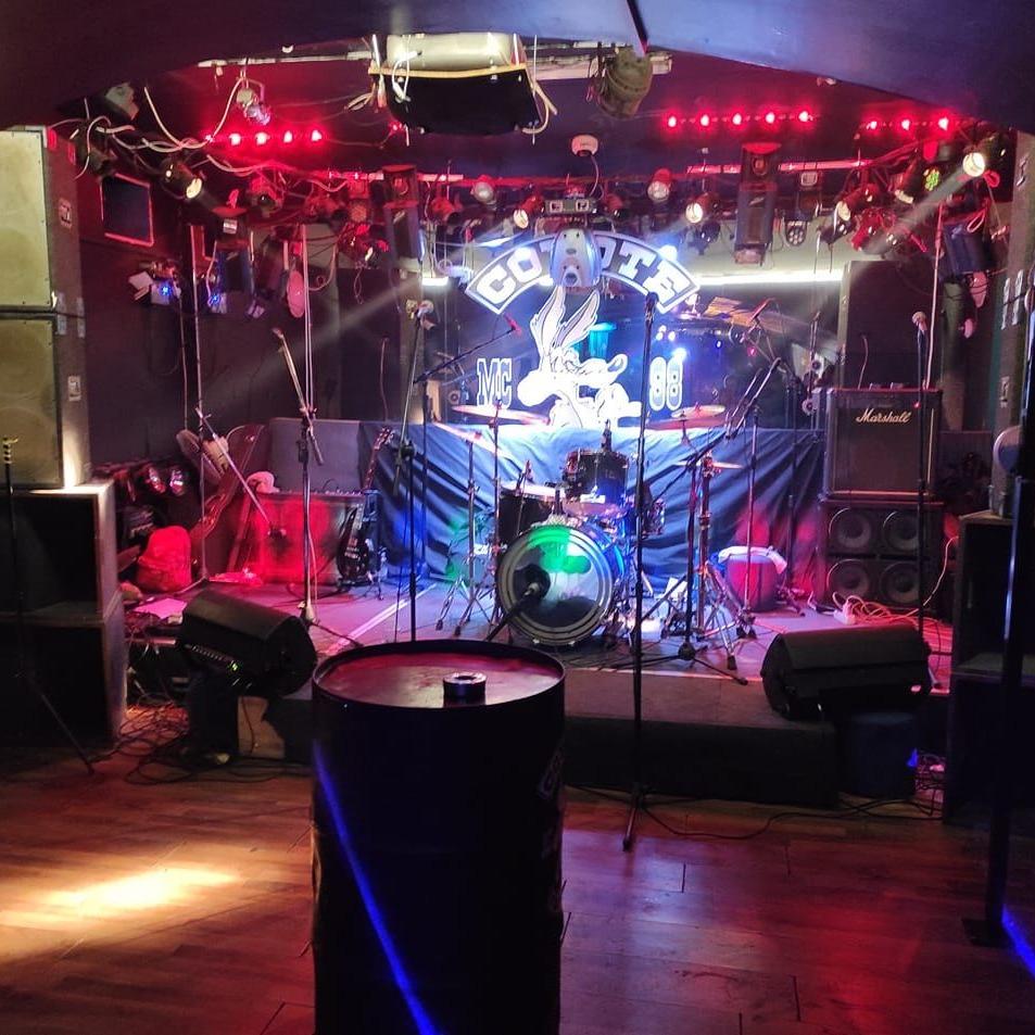 Jazbina rock and roll club